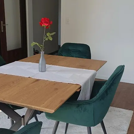 Vista Con Giardino