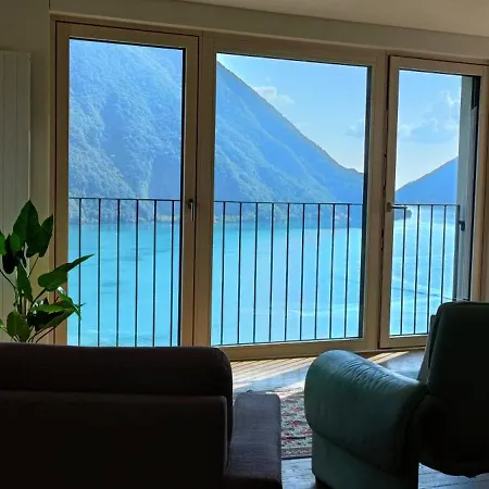 Vista Con Giardino *