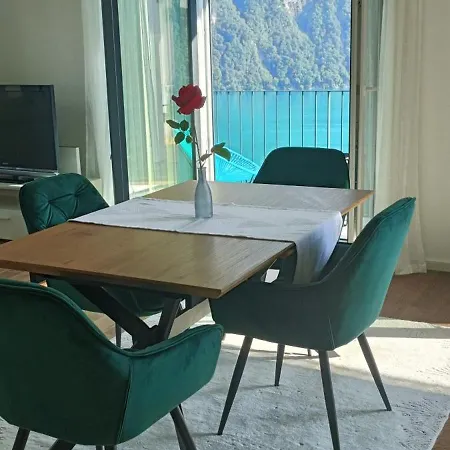 Vista Con Giardino * Lugano